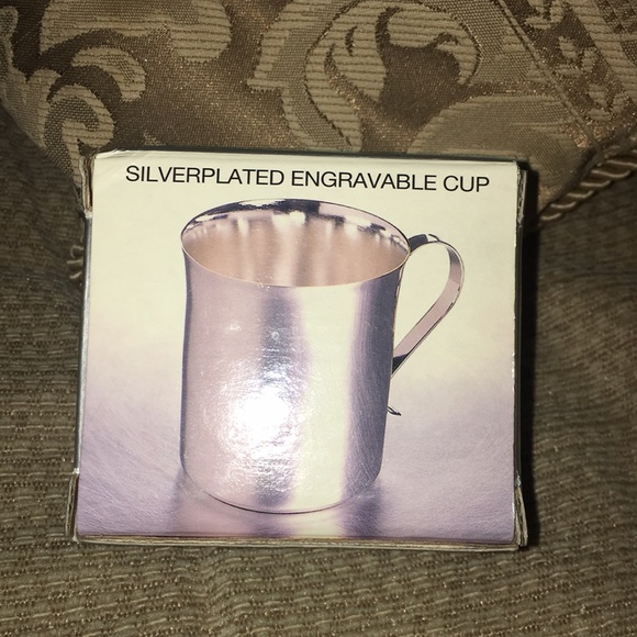 🔘NWT VTG Silver-plated engravable baby cup - Picture 2 of 16